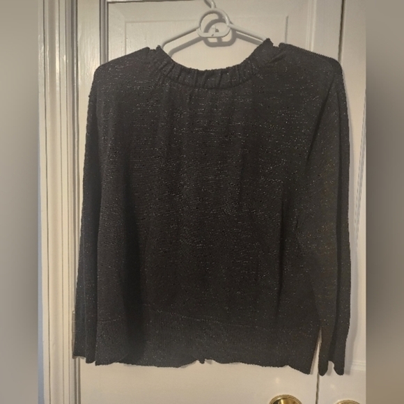 Timeless Sparkle Jennifer Lopez Shrug wuth Button accent. Like New. XL.‎ - Picture 7 of 9